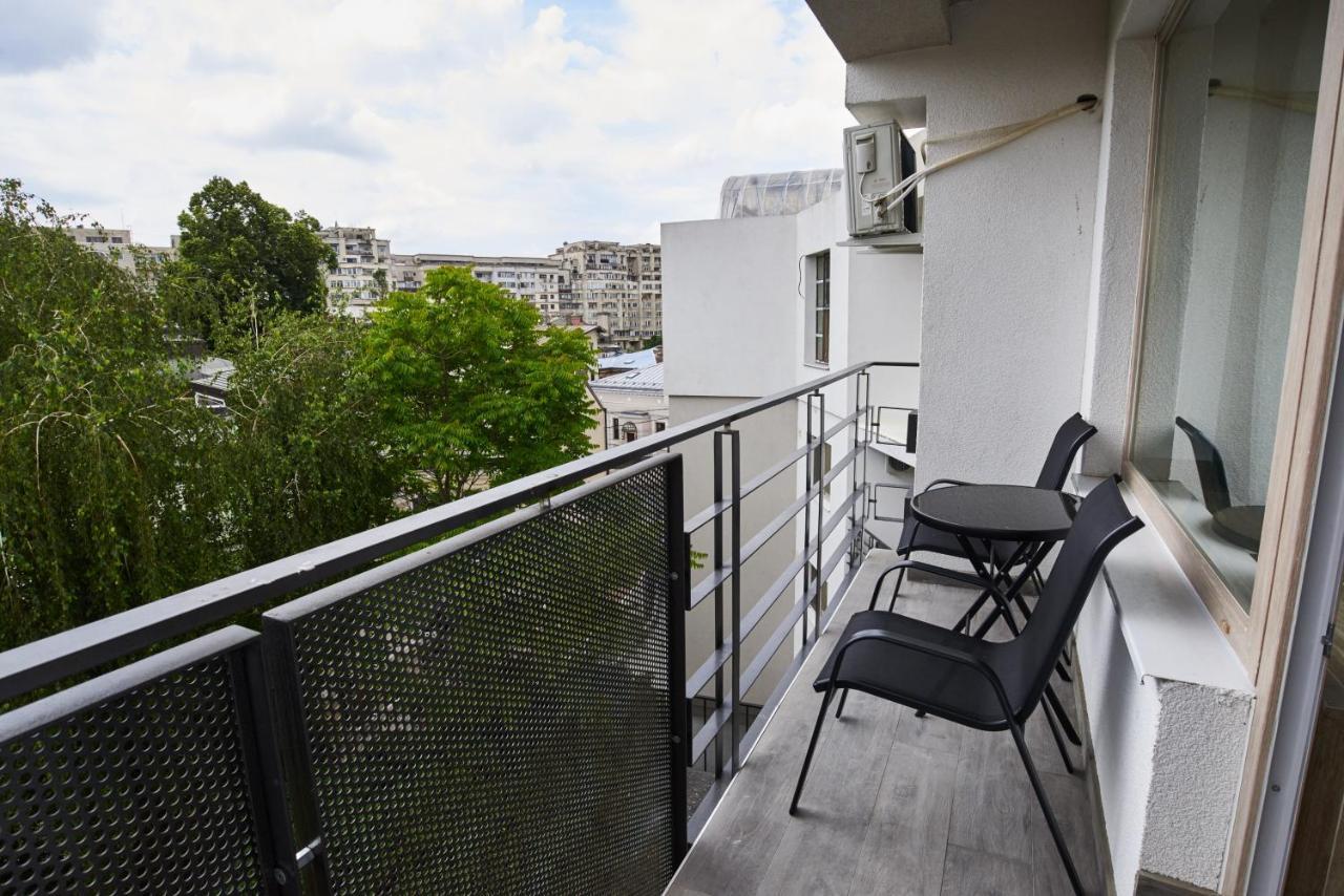 At Central Apartments Bukarest Exteriör bild